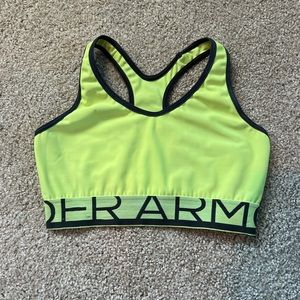 Under Armour Women’s XS sports bra.  no tags